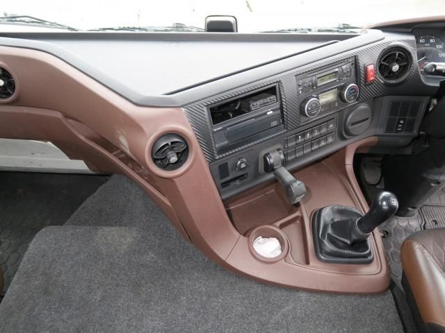 Hino PROFIA 2019-11 8431819-18