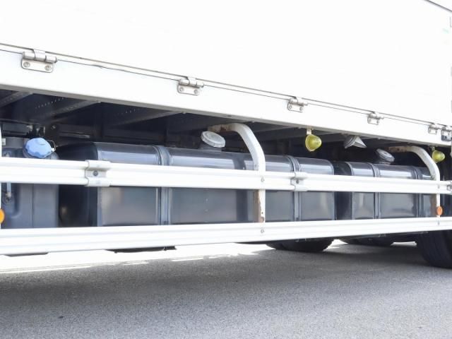 Hino PROFIA 2018-04 8431821-16