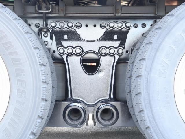 Hino PROFIA 2018-04 8431821-17