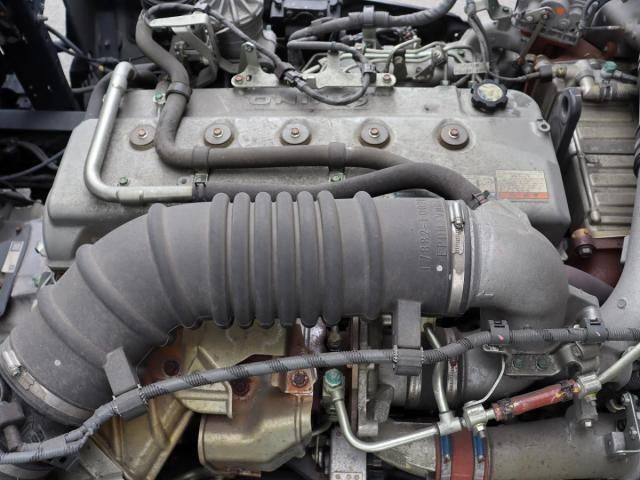 Hino PROFIA 2018-04 8431821-28