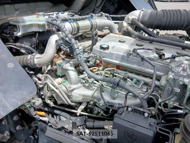 Hino PROFIA 2017-11 8526776-12