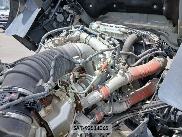 Hino PROFIA 2017-11 8526776-13