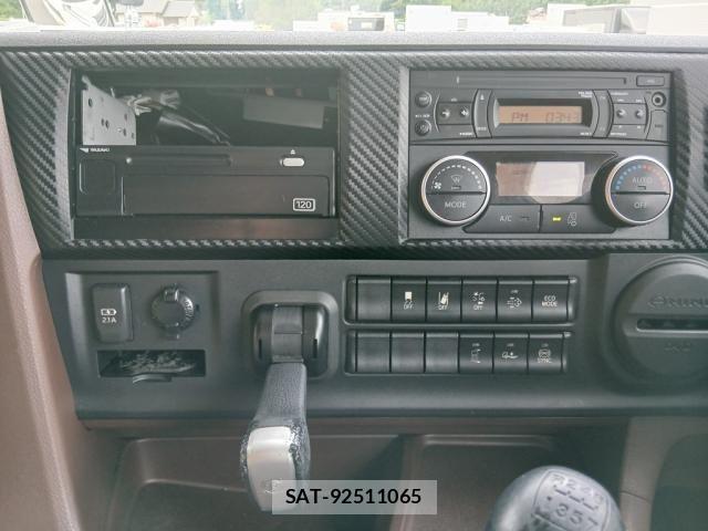 Hino PROFIA 2017-11 8526776-22