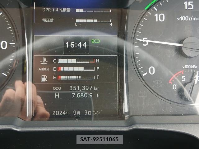 Hino PROFIA 2017-11 8526776-25