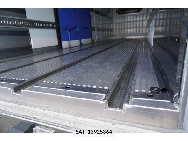 Hino PROFIA 2025-04 8526770-24