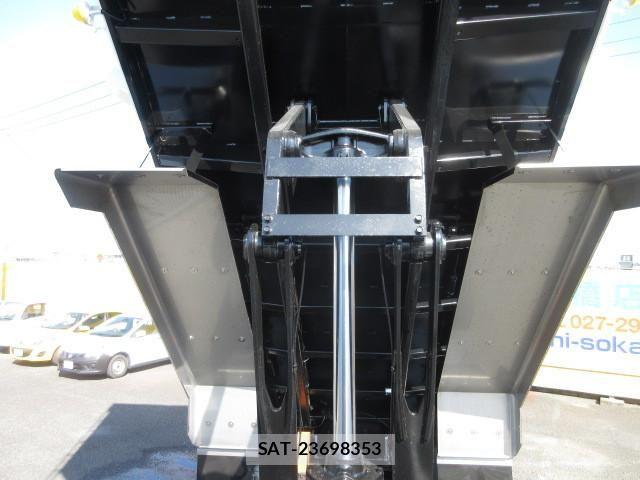 Hino PROFIA 2026-01 8563304-18