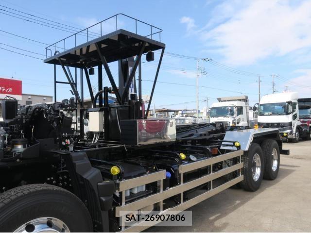 Hino PROFIA 2026-02 8628539-12