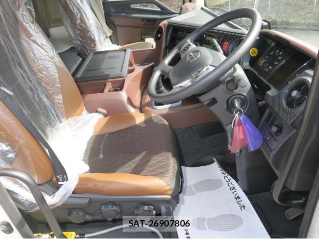 Hino PROFIA 2026-02 8628539-28