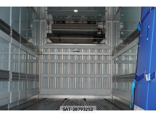 Hino PROFIA 2025-04 8628537-22