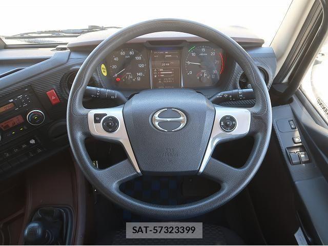 Hino PROFIA 2018-03 8661158-15
