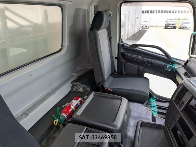Hino PROFIA 2013-12 8661165-25