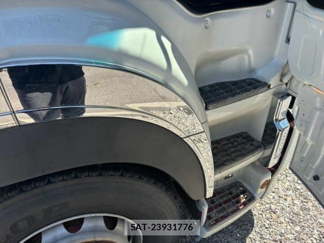 Hino PROFIA 2017-06 8686377-23
