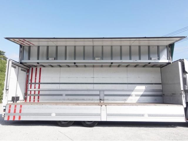 Hino PROFIA 2016-03 8733030-16