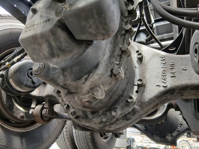 Hino PROFIA 2023-11 8733007-18