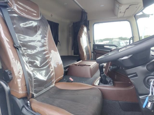 Hino PROFIA 2023-11 8733007-21