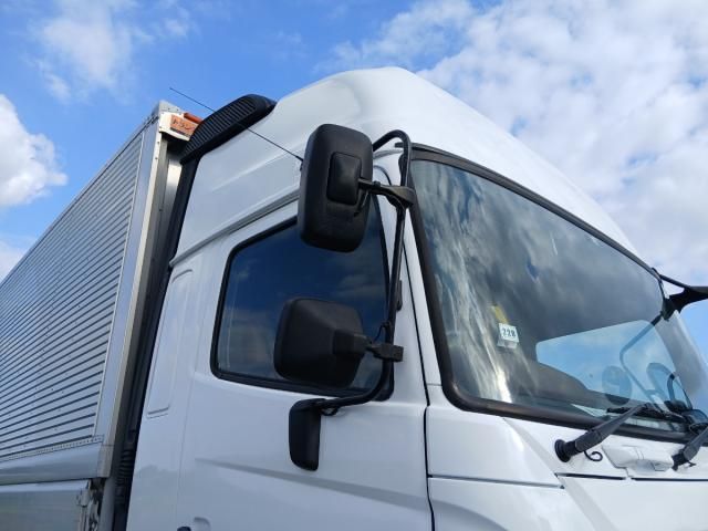 Hino PROFIA 2018-01 8733014-21
