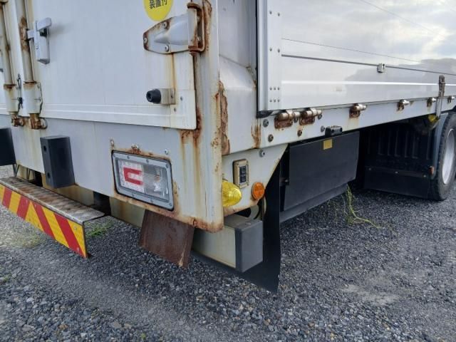 Hino PROFIA 2018-01 8733014-23
