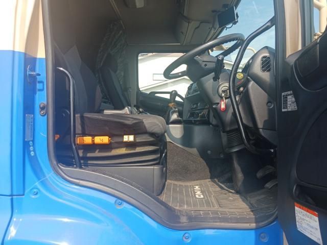Hino PROFIA 2014-08 8733024-7