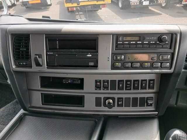 Hino PROFIA 2016-12 8733021-14