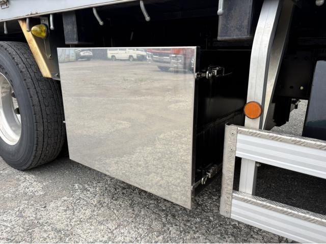 Hino PROFIA 2021-08 8733006-19
