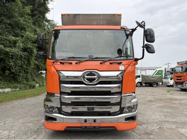 Hino PROFIA 2021-08 8733006-4
