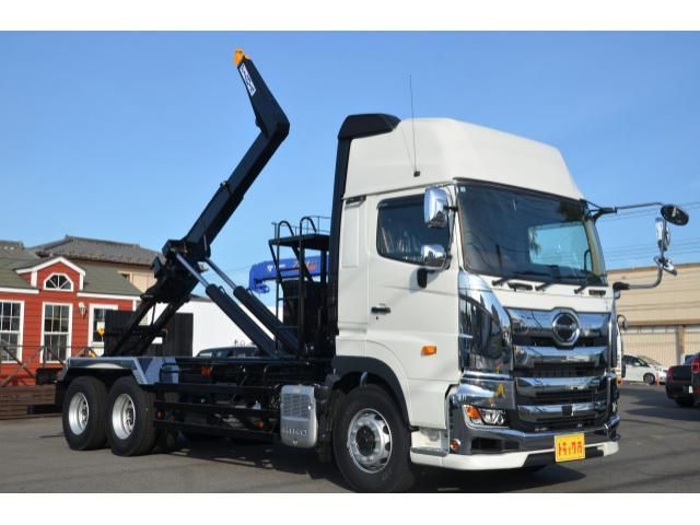 Hino PROFIA 2025-08 8732998-1