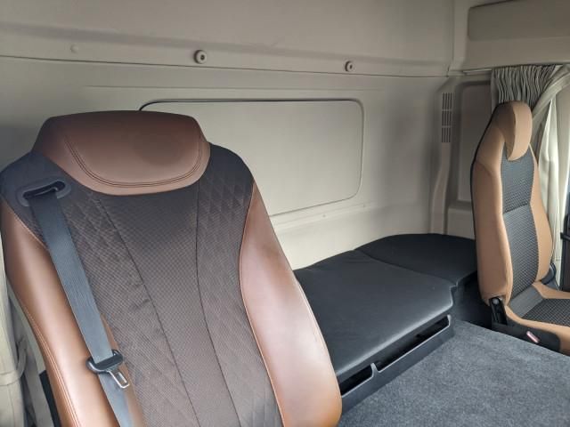 Hino PROFIA 2023-11 8770721-21