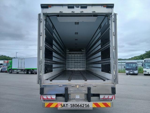 Hino PROFIA 2020-06 8797235-6