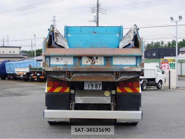 Hino PROFIA 2016-02 8797237-17
