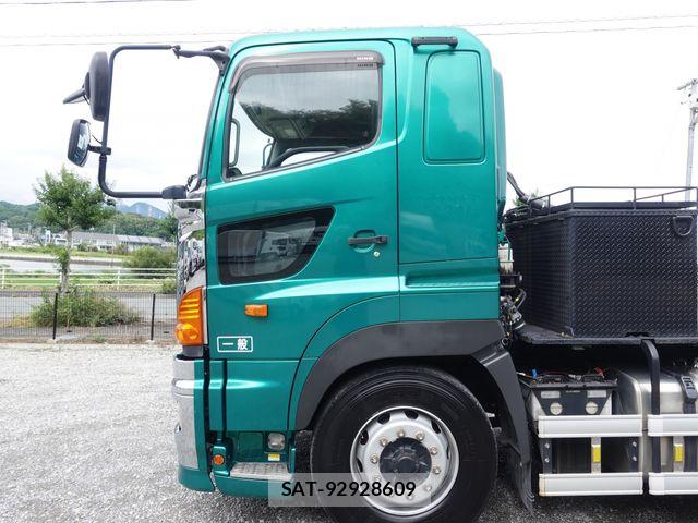 Hino PROFIA 2017-03 8850444-6