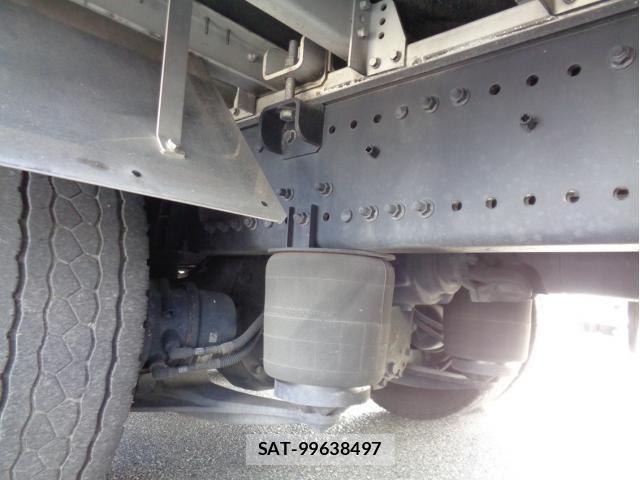 Hino PROFIA 2021-05 8850440-17