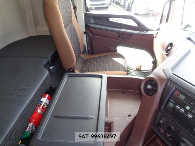Hino PROFIA 2021-05 8850440-29