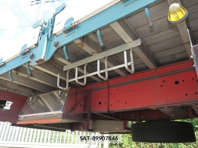 Hino PROFIA 2016-08 8850441-12