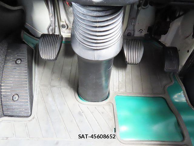 Hino PROFIA 2016-08 8871884-23