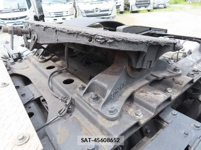 Hino PROFIA 2016-08 8871884-6