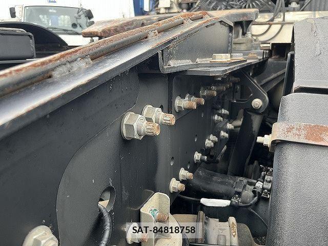 Hino PROFIA 2015-08 8881749-17