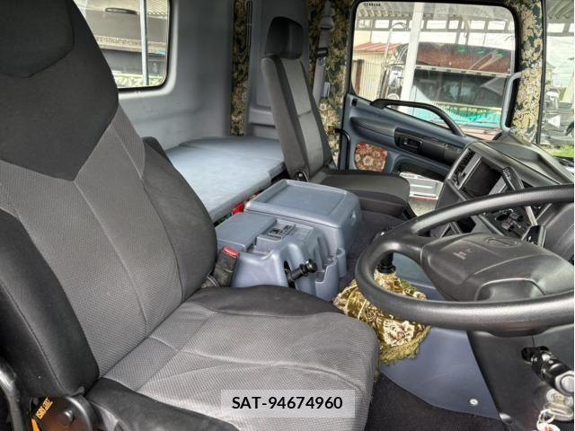 Hino PROFIA 2006-01 8881750-16