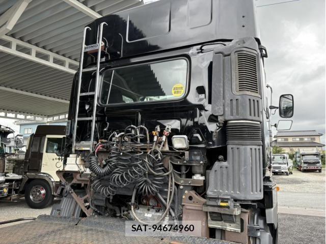 Hino PROFIA 2006-01 8881750-7