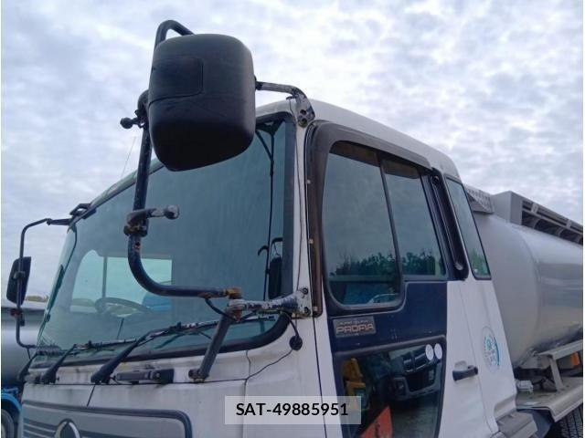 Hino PROFIA 2002-01 8881748-19