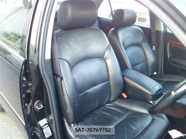 Toyota PROGRES 2000-02 5876200-11