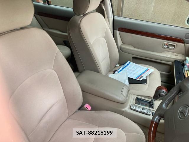 Toyota PROGRES 2005-04 6642270-11