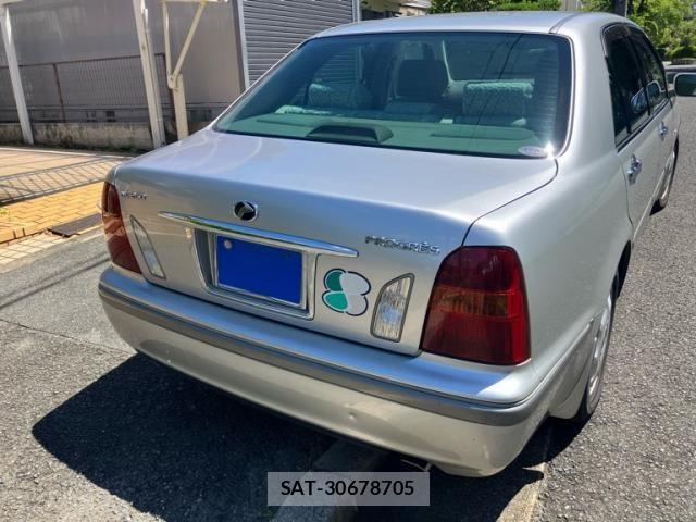 Toyota PROGRES 2003-07 7393749-3