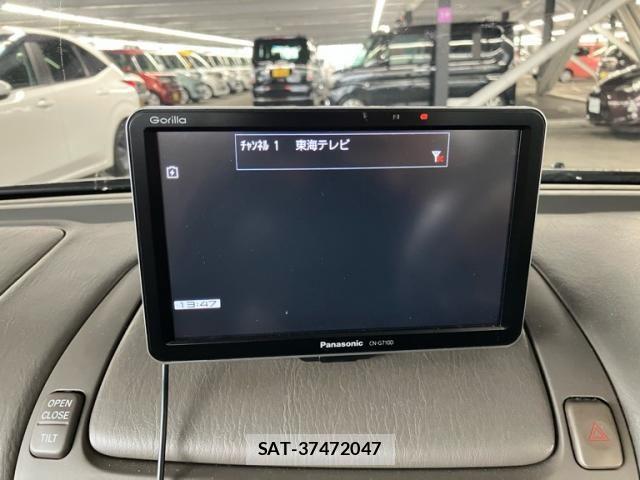 Toyota PROGRES 2000-04 8132009-19