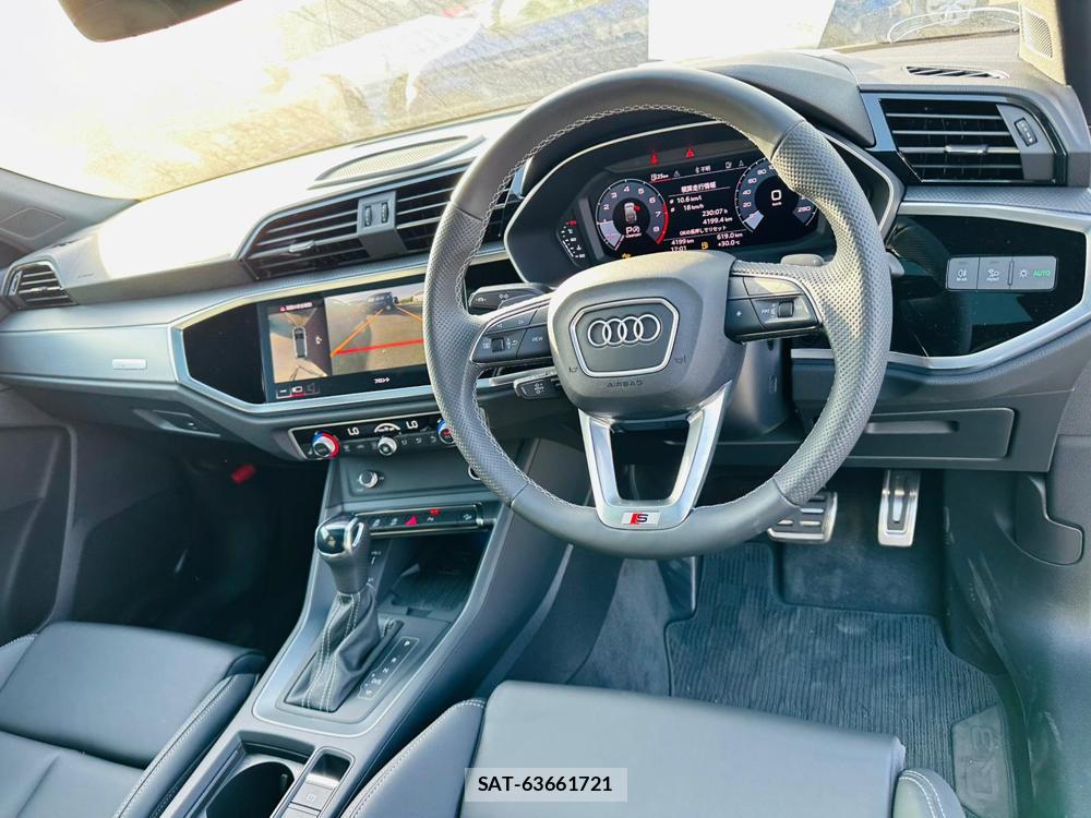 Audi Q3 2024 6804174-14