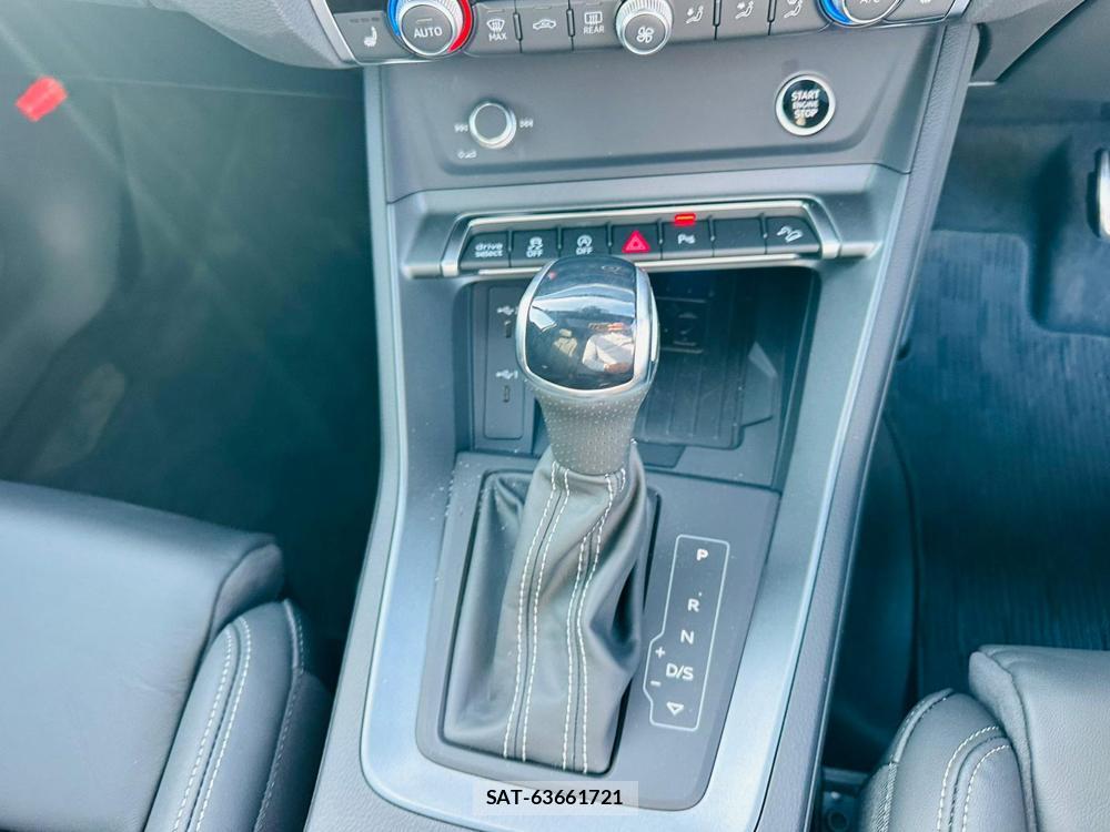 Audi Q3 2024 6804174-18