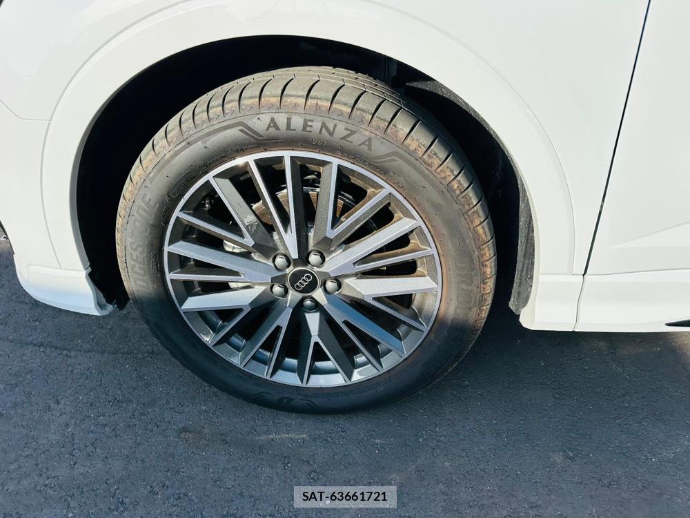 Audi Q3 2024 6804174-28