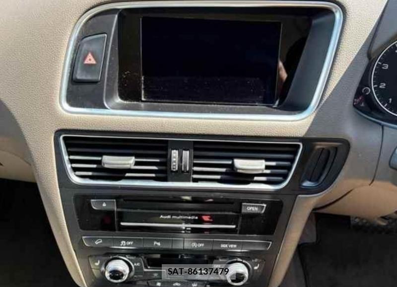 Audi Q5 2015-06 7694501-7