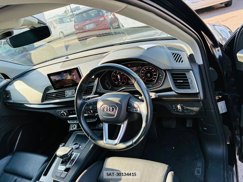 Audi Q5 2019-08 8281143-12