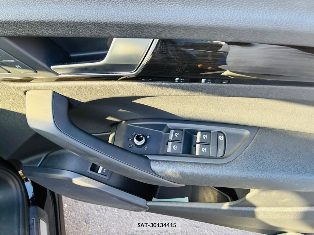 Audi Q5 2019-08 8281143-20