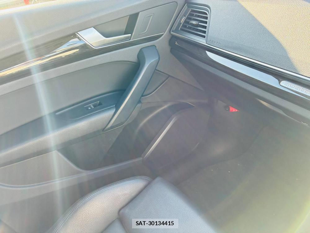Audi Q5 2019-08 8281143-21